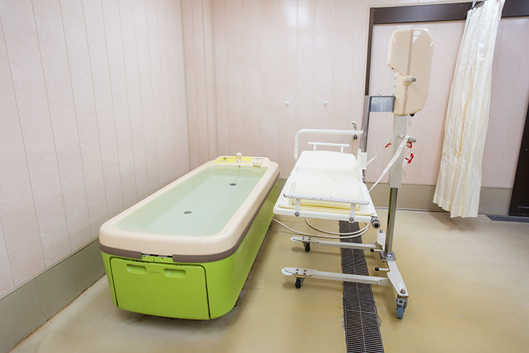 特別養護老人ホーム　朝里温泉　特浴室