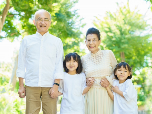 わたしたち社会福祉法人 小樽北勉会は北海道小樽市を中心とした高齢者介護、福祉施設を通し、地域社会の発展に貢献してまいります。